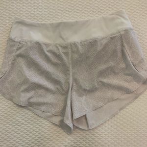 Athleta shorts M